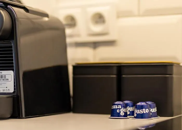 شقة Stare Music بوزنان