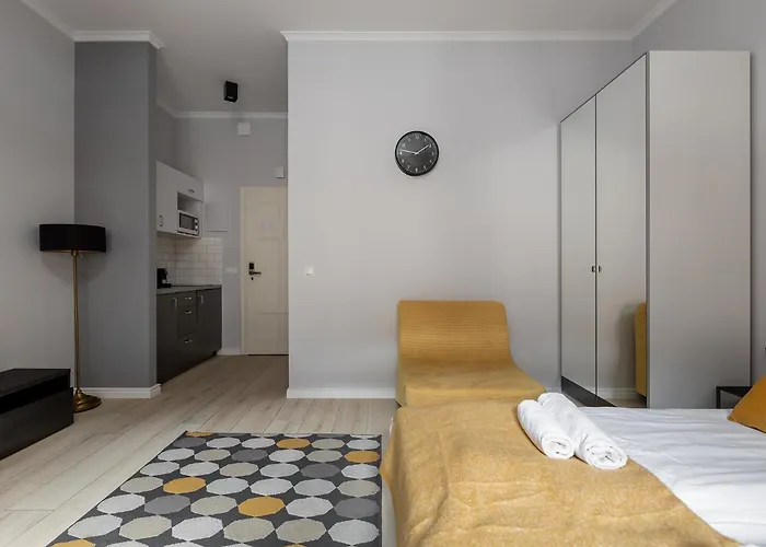 Stare Music بوزنان